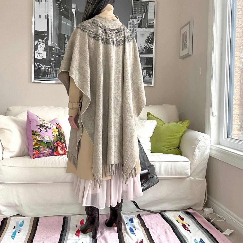 Fringed hem poncho with Egyptian-look print around collar - Picture 4 of 13